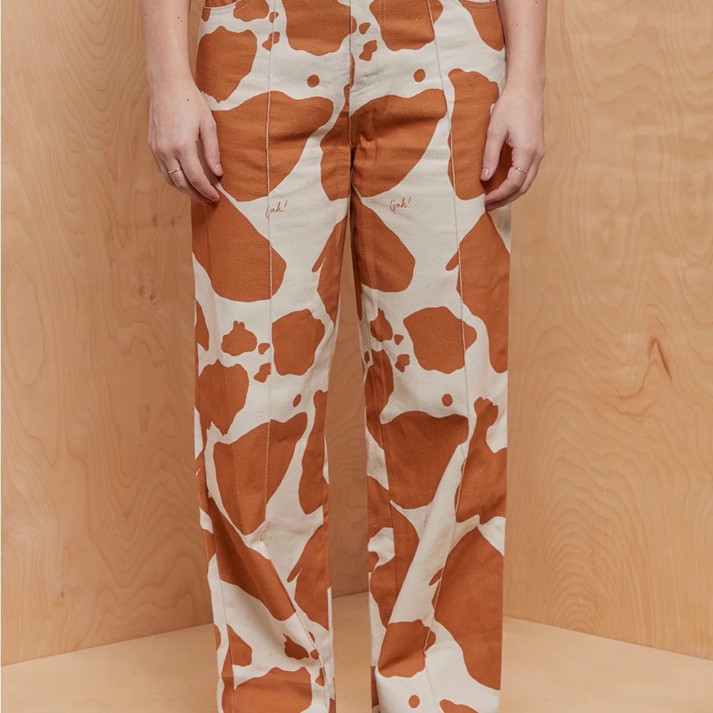 Lisa Says Gah Cow Print Jeans